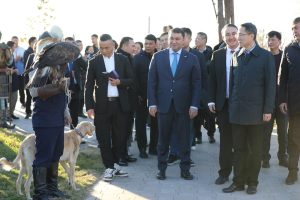 Read more about the article ШЕТЕЛДІК ИНВЕСТОРЛАР ТҮРКІСТАННЫҢ МӘДЕНИ МҰРАСЫМЕН ТАНЫСТЫ