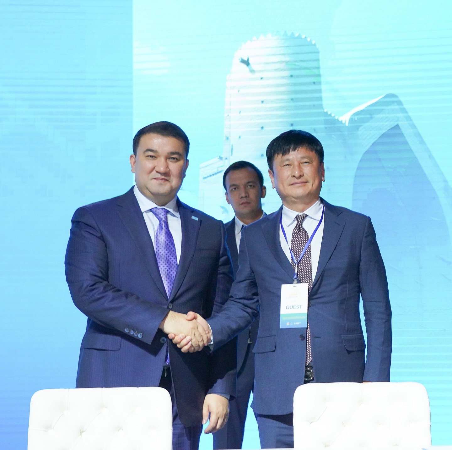 You are currently viewing TITF–2025: ТҮРКІСТАНДАҒЫ ХАЛЫҚАРАЛЫҚ ИНВЕСТИЦИЯЛЫҚ ФОРУМДА ҚҰНЫ 432,2 МЛРД ТЕҢГЕНІ ҚҰРАЙТЫН 7 МЕМОРАНДУМҒА ҚОЛ ҚОЙЫЛДЫ