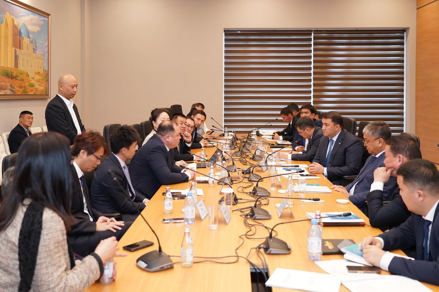 Read more about the article ТҮРКІСТАН ОБЛЫСЫНДА ӨНДІРІС ОРЫНДАРЫН АШУ БОЙЫНША КЕЛІССӨЗДЕР ЖАЛҒАСЫН ТАПТЫ