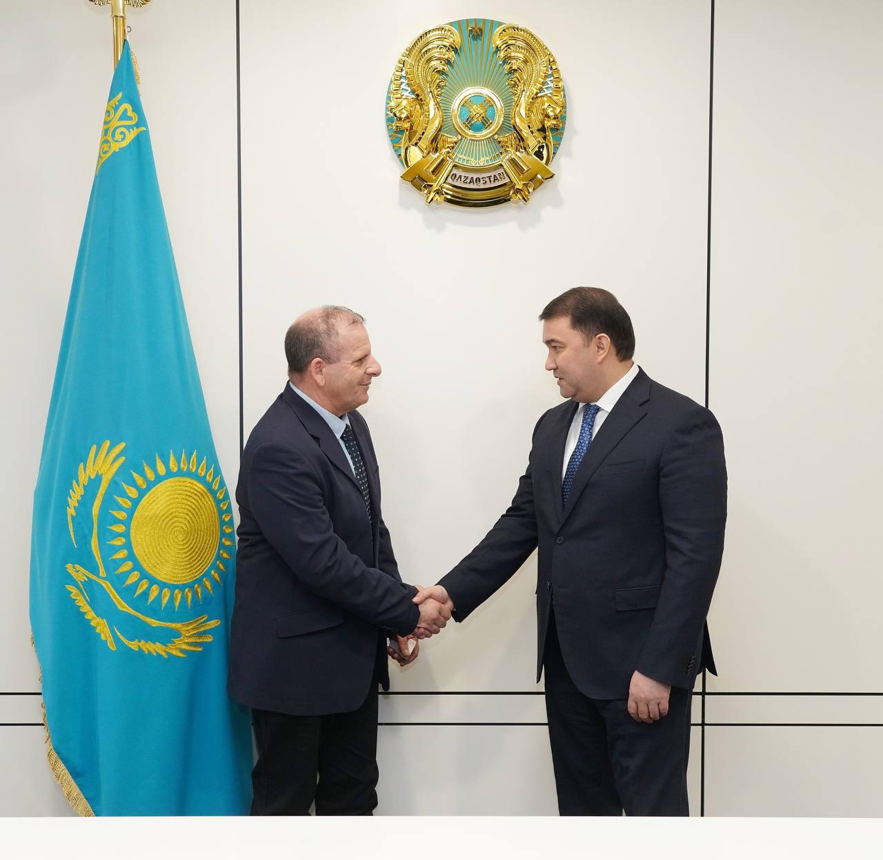 Read more about the article ИЗРАИЛЬДІҢ «MEKOROT» КОМПАНИЯСЫ ТҮРКІСТАН ОБЛЫСЫНДА ЖАҢА СУ ЖОБАЛАРЫН ЖҮЗЕГЕ АСЫРУҒА НИЕТТІ