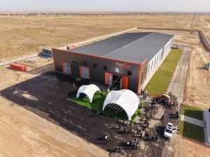 Подробнее о статье ТҮРКІСТАН ОБЛЫСЫНДА АЛЮМИНИЙ КОМПОЗИТТІК ПАНЕЛЬДЕР ӨНДІРЕТІН ЗАУЫТ АШЫЛДЫ